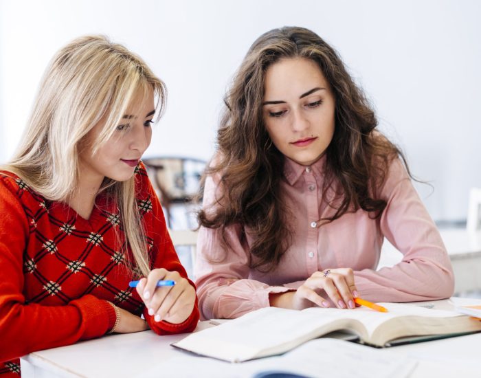 Physics Tutors in Delhi Cantt