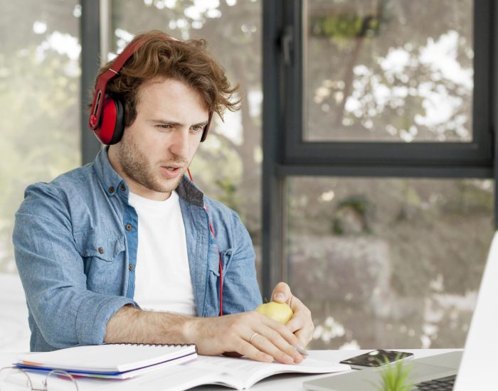 Online Tutors in Montreal Online Tutors in Montreal
